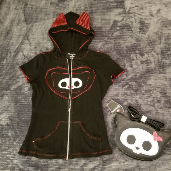 Tripp nyc Sweaters - Tripp nyc Skelanimal Short Sleeves Hoodie